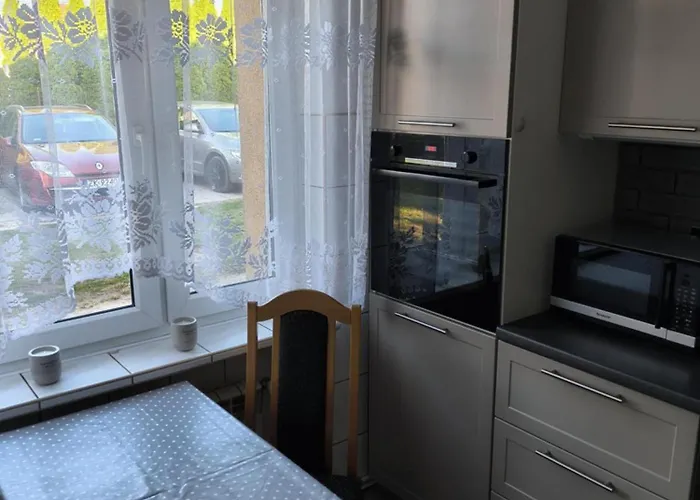 Pod Orzechem Z 2 Pokojami Habitación en casa particular